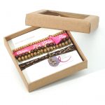 Give-Away Pink Riboons, stylische Armbänder zum Ausdruck der Verbundenheit mit Pinkpaddler Koblenz